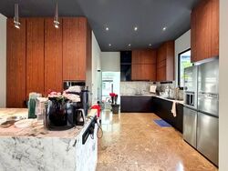 Kew Drive (D16), Detached #532804271